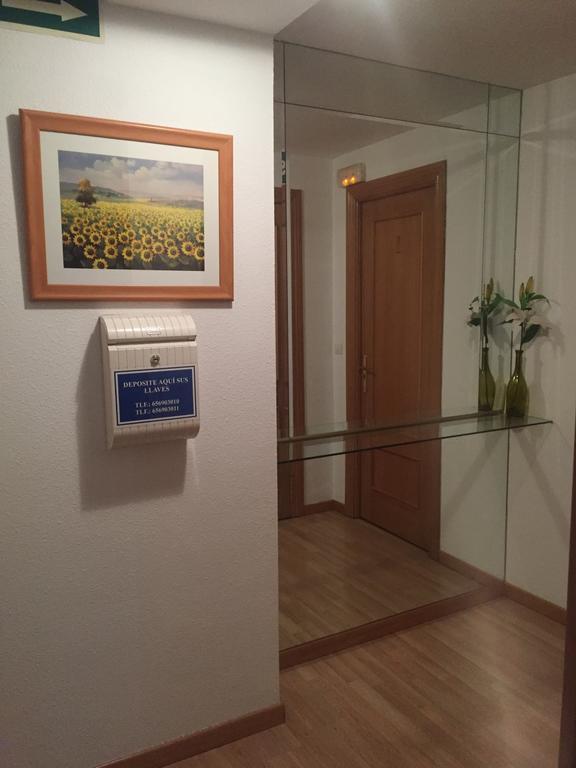 Pension Oasis Zamora Exterior foto
